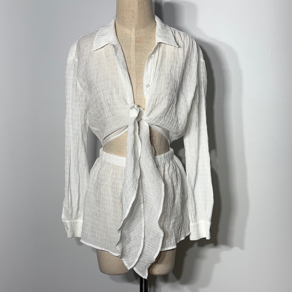 Lovers + Friends Pants - Lovers + Friends High Waist Cream Shorts